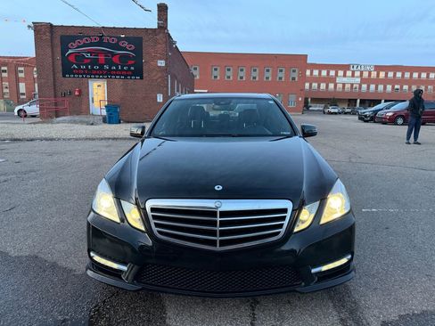 Used 2013 Mercedes-Benz E 350 4MATIC Sedan image 8