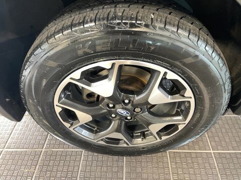 Used 2019 Subaru Crosstrek 2.0i image 13