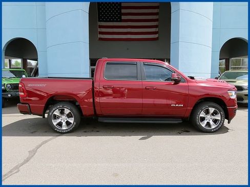Used 2023 RAM 1500 Laramie AWD/4WD image 2