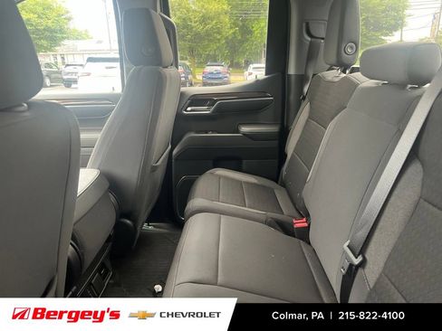 Used 2024 Chevrolet Silverado 1500 RST w/ Z71 Off-Road Package AWD/4WD image 12