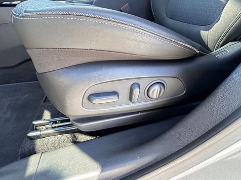 Certified 2023 Buick Encore GX Select w/ Sport Touring Package image 19