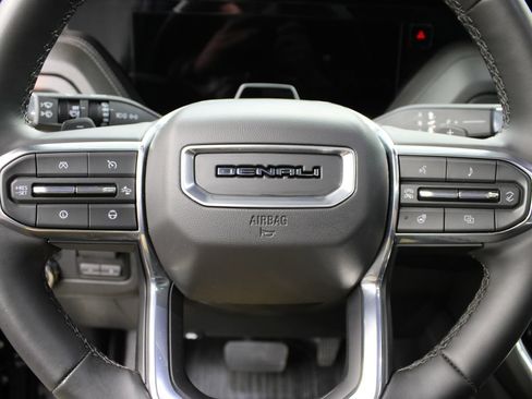 Used 2025 GMC Yukon Denali w/ Denali Reserve Package AWD/4WD image 63