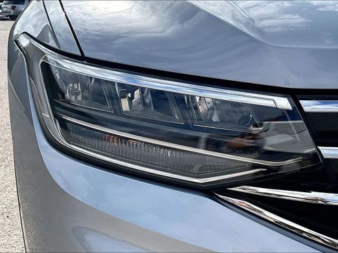 Used 2024 Volkswagen Tiguan S image 30