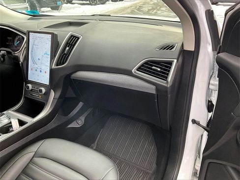 Used 2021 Ford Edge SEL image 12