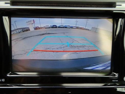 Used 2018 Toyota Prius C Three image 27