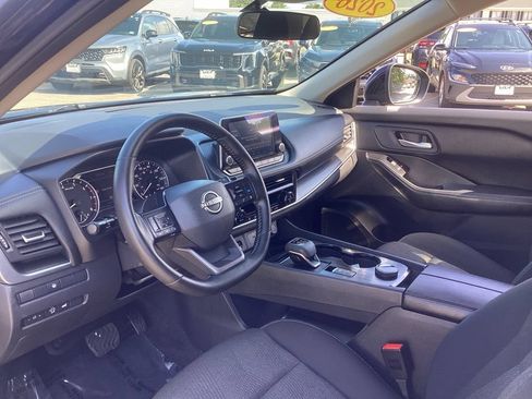 Used 2026 Nissan Rogue SV AWD/4WD image 12