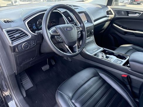 Used 2020 Ford Edge SEL w/ Convenience Package AWD/4WD image 10