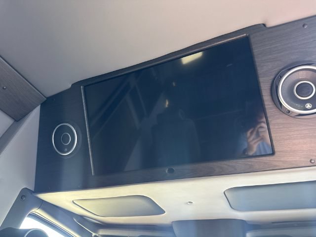 Used 2022 Mercedes-Benz Sprinter 2500 image 26