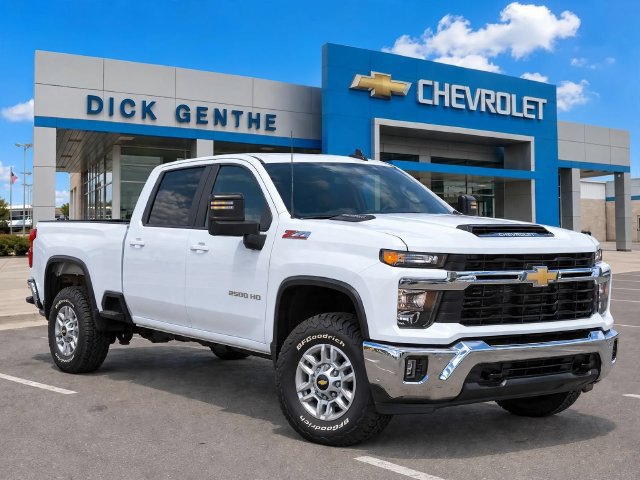 Certified 2024 Chevrolet Silverado 2500 LT w/ Convenience Package AWD/4WD image 2