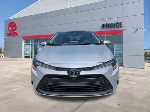 New 2026 Toyota Corolla LE image 9