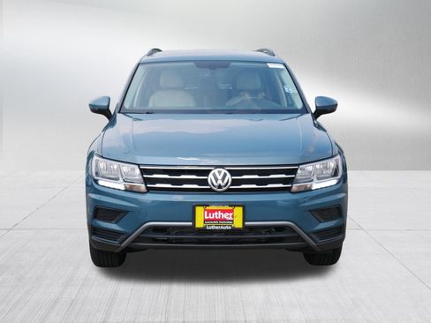 Used 2020 Volkswagen Tiguan SE AWD/4WD image 2
