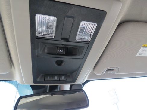 Used 2017 RAM 1500 Laramie w/ Convenience Group image 17