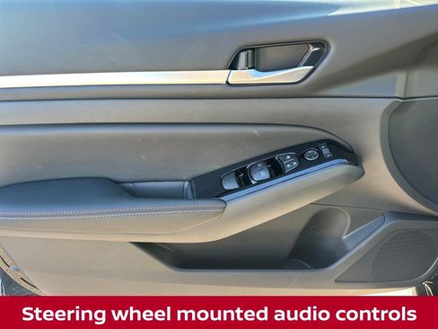 New 2025 Nissan Altima 2.5 SR w/ SR Premium Package image 15