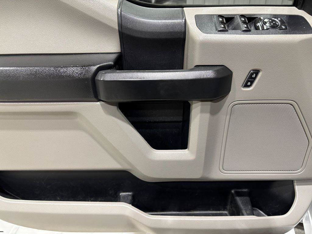 Used 2019 Ford F250 XL w/ Power Equipment Group AWD/4WD image 16