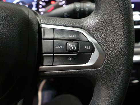 Used 2024 Jeep Compass Sport AWD/4WD image 36