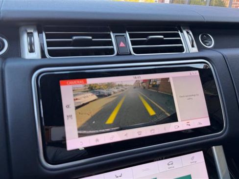 Used 2018 Land Rover Range Rover AWD/4WD image 40