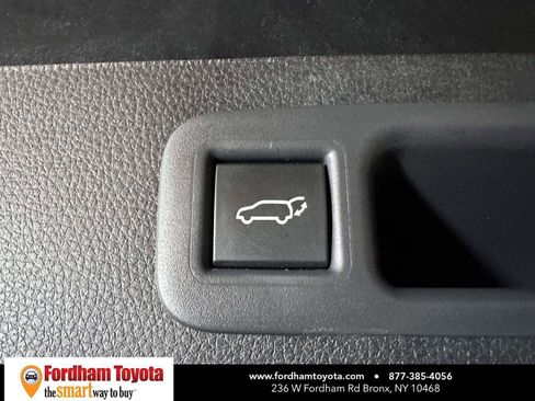 Certified 2025 Toyota Highlander XLE AWD/4WD image 14