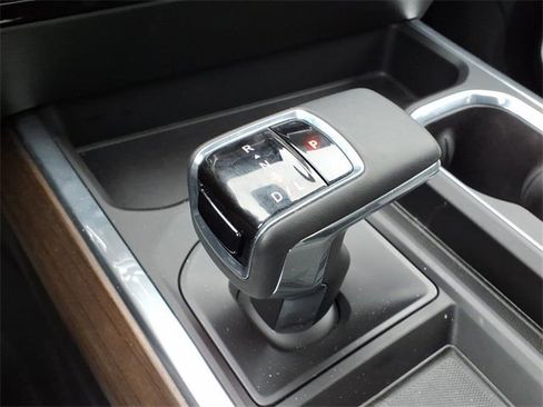 Used 2025 Chevrolet Silverado 1500 High Country w/ High Country Premium Package image 11