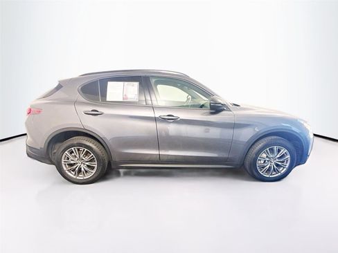 Used 2024 Alfa Romeo Stelvio Sprint image 34