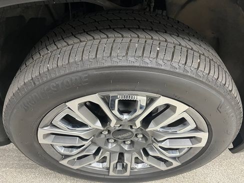 Used 2026 GMC Sierra 1500 Denali Ultimate AWD/4WD image 15