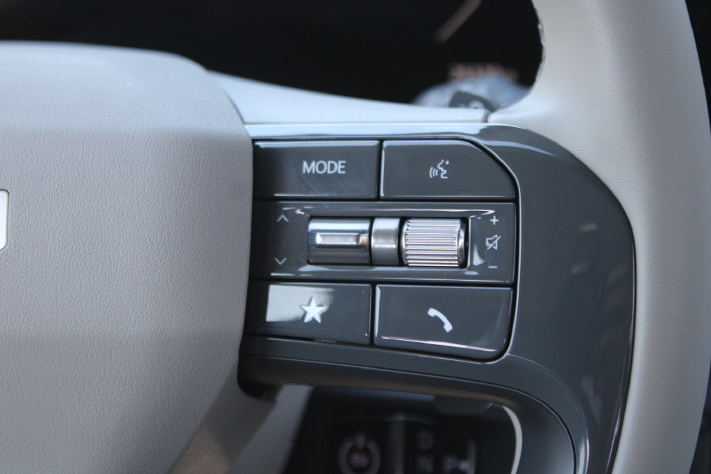 Used 2024 Kia EV9 Land AWD/4WD image 20
