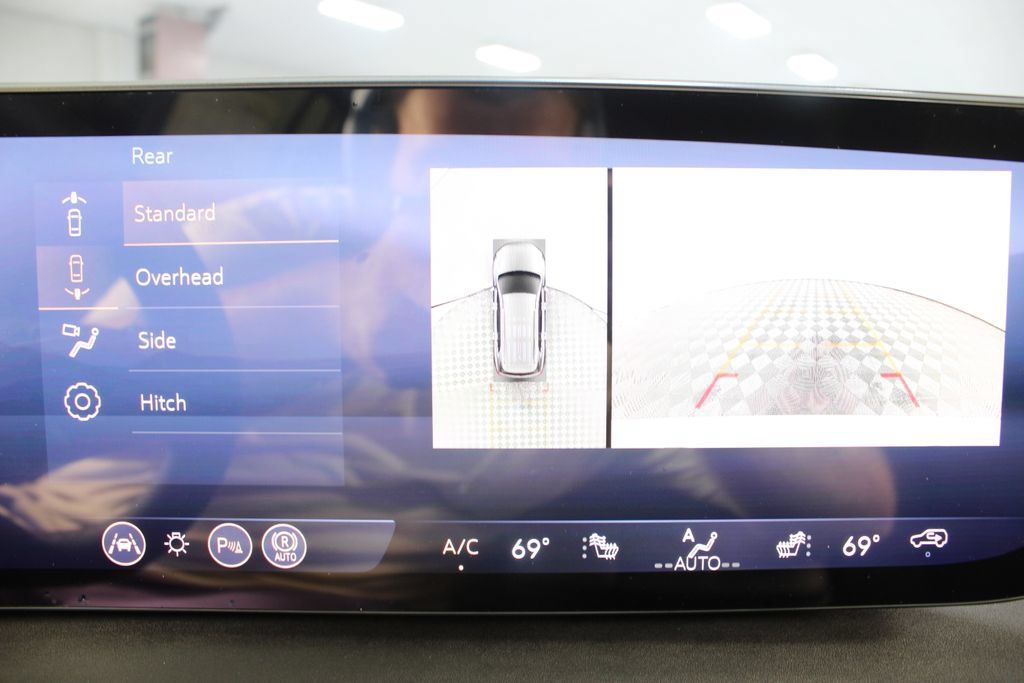 New 2027 Buick Enclave Sport Touring w/ Power Package FWD image 3