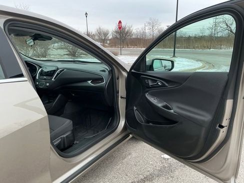 Used 2024 Chevrolet Malibu LT w/ LPO, Floor Liner Package image 21