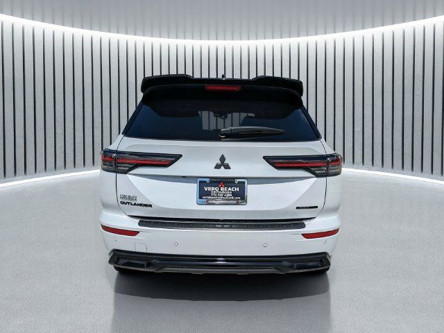 New 2026 Mitsubishi Outlander SEL Black Edition FWD image 5