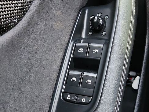 Used 2023 Audi SQ8 Premium Plus w/ Executive Package image 21