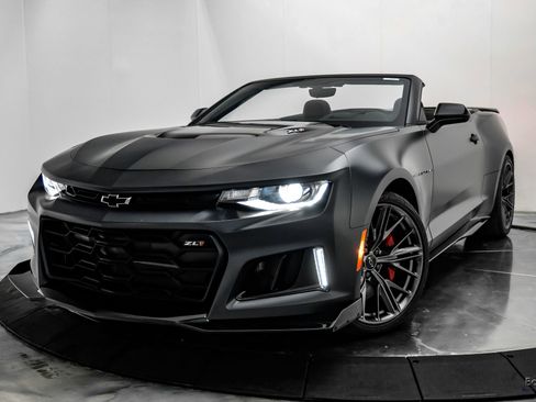 Used 2024 Chevrolet Camaro ZL1 RWD image 7