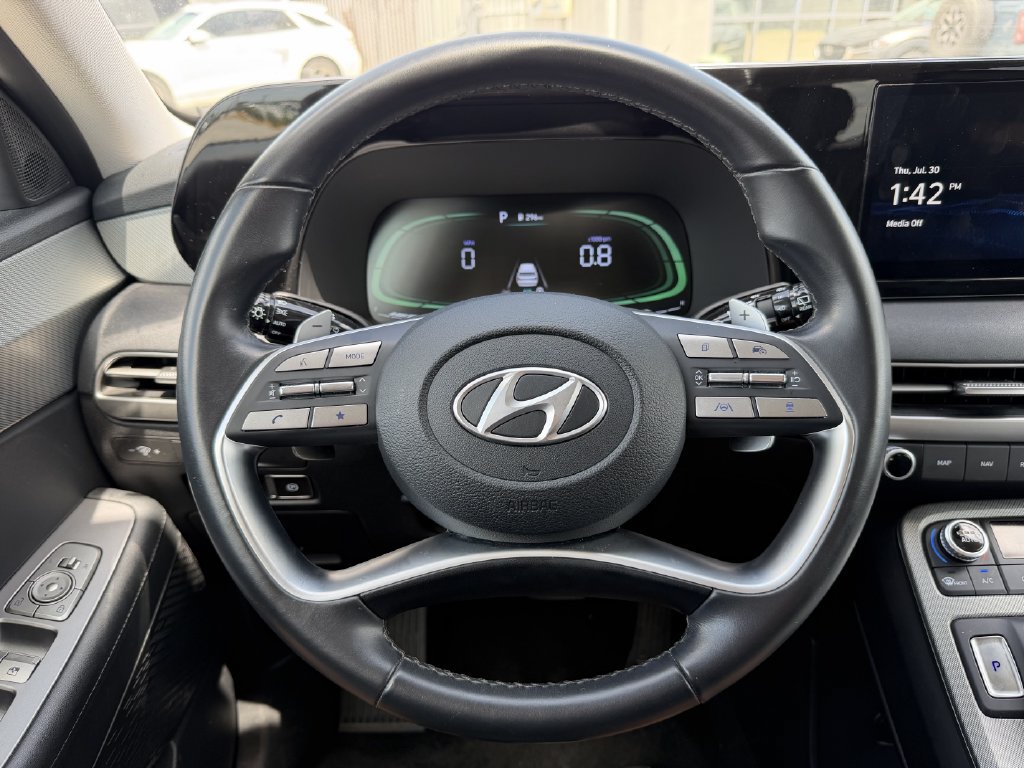 Used 2025 Hyundai Palisade SEL FWD image 15