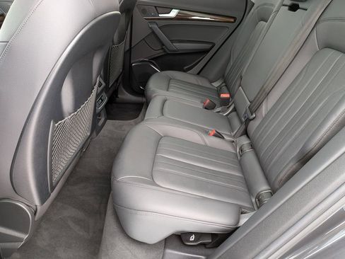 Used 2020 Audi Q5 2.0T Premium image 23