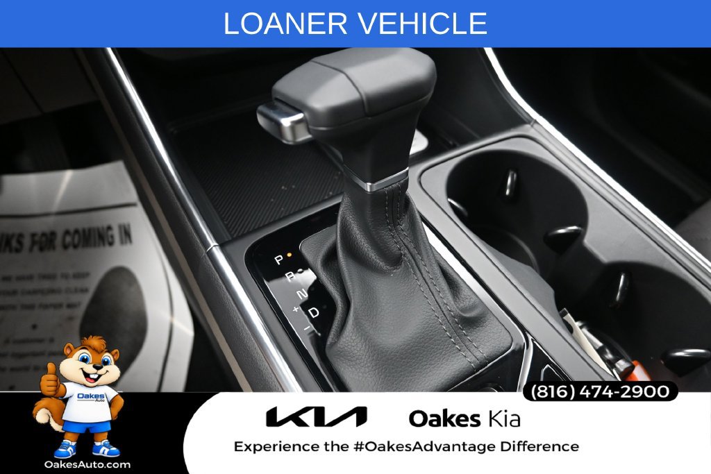 Used 2026 Kia Carnival EX FWD image 22