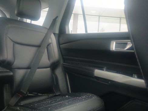 Certified 2023 Ford Explorer XLT w/ Equipment Group 202A image 34