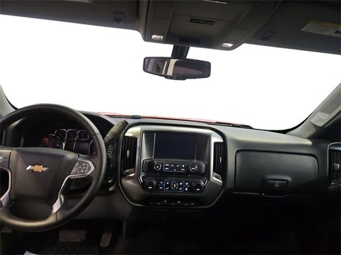 Used 2018 Chevrolet Silverado 1500 LT w/ All Star Edition image 10