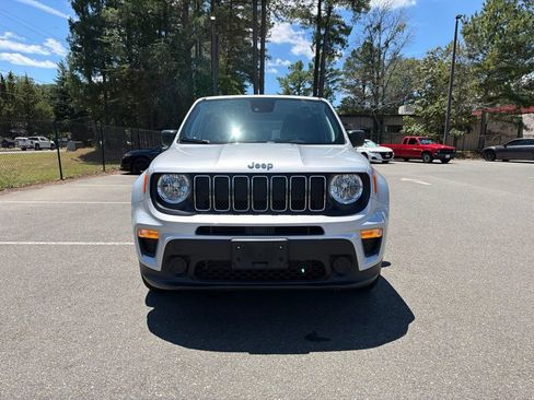 Used 2021 Jeep Renegade Sport AWD/4WD image 3