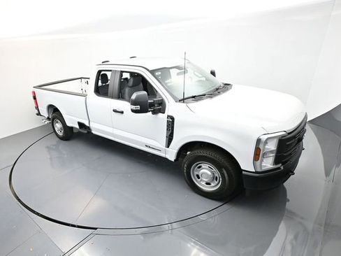New 2026 Ford F350 XL w/ 360-Degree Camera Package RWD image 18