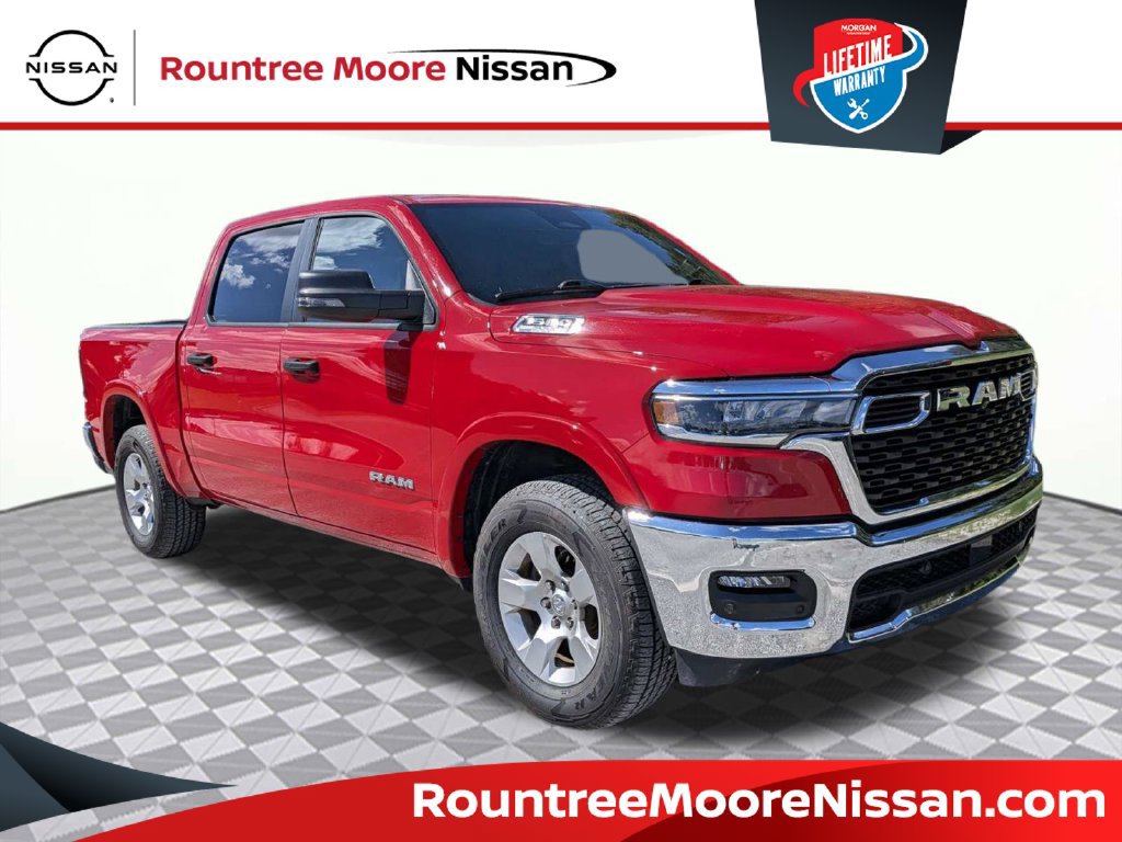 Used 2025 RAM 1500 Big Horn AWD/4WD image 1