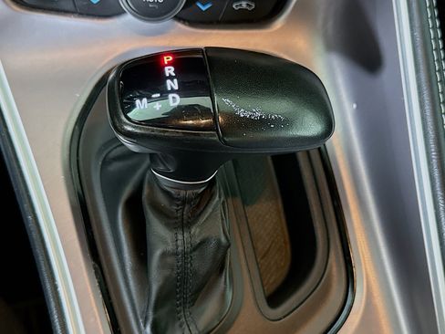 Used 2022 Dodge Challenger SXT image 20