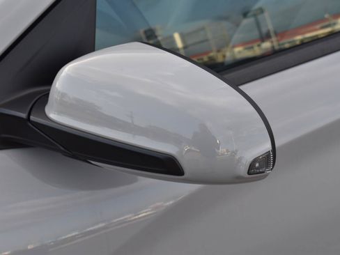 Used 2023 Hyundai Kona SEL w/ Winter Weather Package FWD image 4
