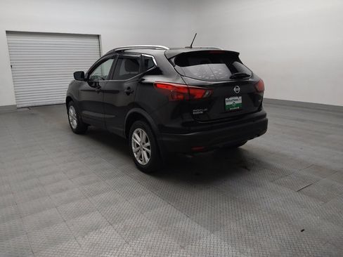 Used 2017 Nissan Rogue Sport SV FWD image 5
