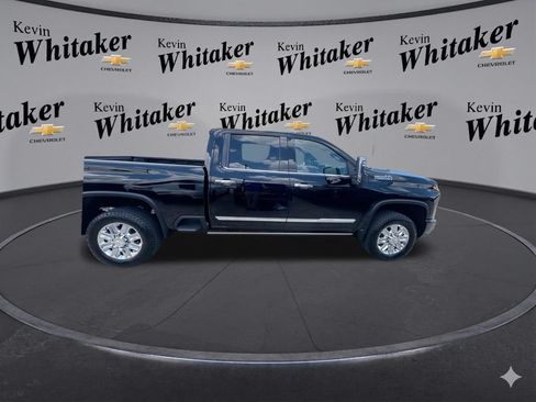Used 2025 Chevrolet Silverado 2500 High Country w/ High Country Premium Package AWD/4WD image 10