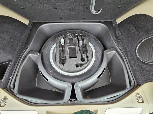 Used 2016 Jeep Grand Cherokee Limited w/ Luxury Group II image 25