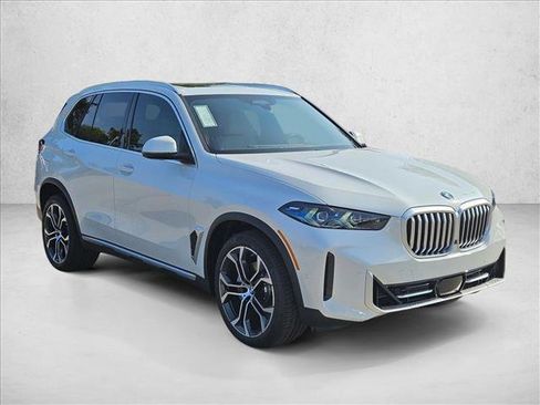 New 2026 BMW X5 xDrive40i image 3