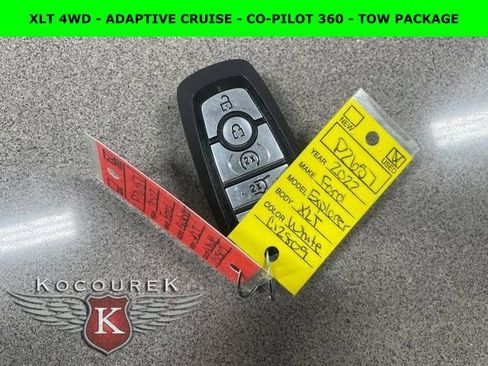 Used 2022 Ford Explorer XLT image 25