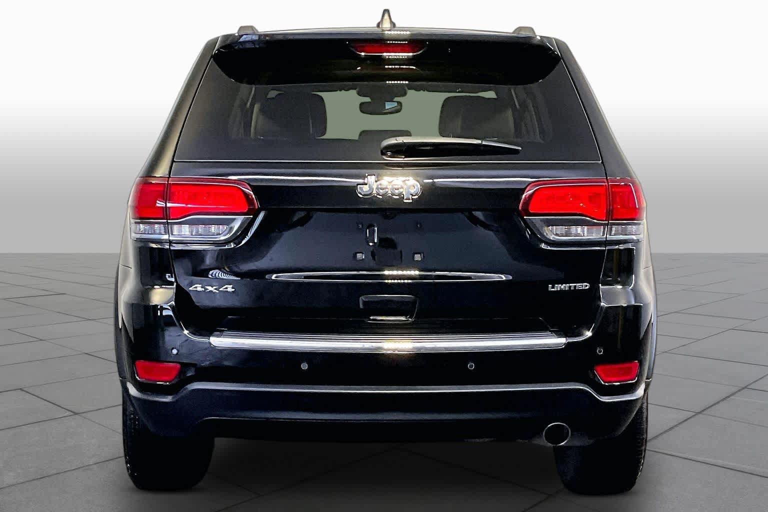 Used 2020 Jeep Grand Cherokee Limited AWD/4WD image 5