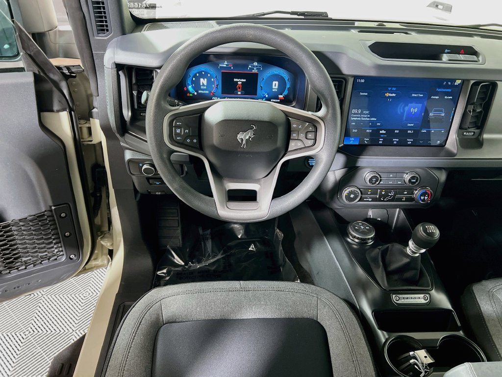 Used 2025 Ford Bronco 2-Door AWD/4WD image 19