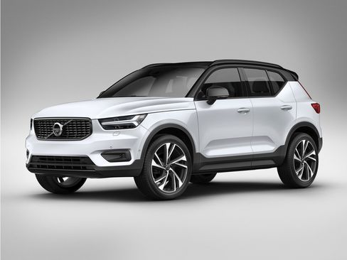 Used 2021 Volvo XC40 T5 R-Design w/ Protection Package Premier AWD/4WD image 1