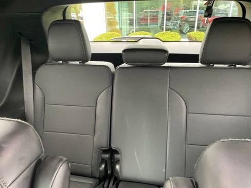 Used 2026 Buick Enclave Preferred FWD image 31