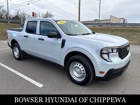 Used 2025 Ford Maverick XL w/ Equipment Group 102A image 7